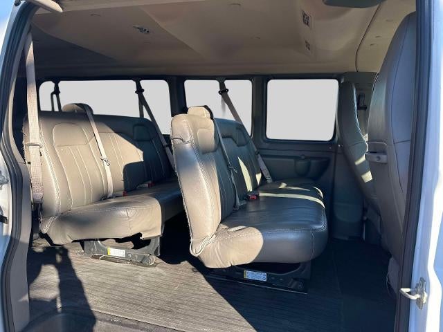 2023 Chevrolet Express Passenger 3500 1LS