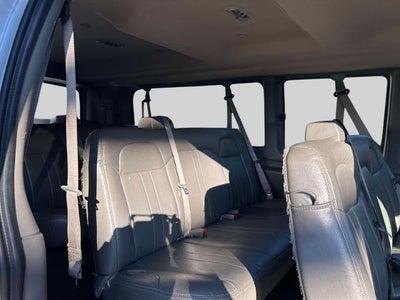 2023 Chevrolet Express Passenger 3500 1LS