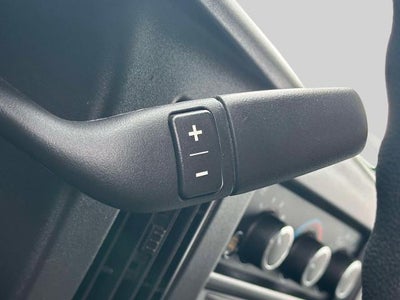 2024 Chevrolet Express Passenger 3500 1LT