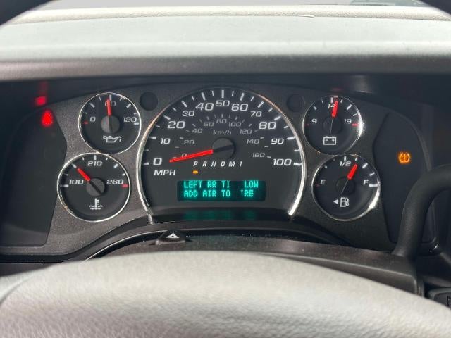 2024 Chevrolet Express Passenger 3500 1LT