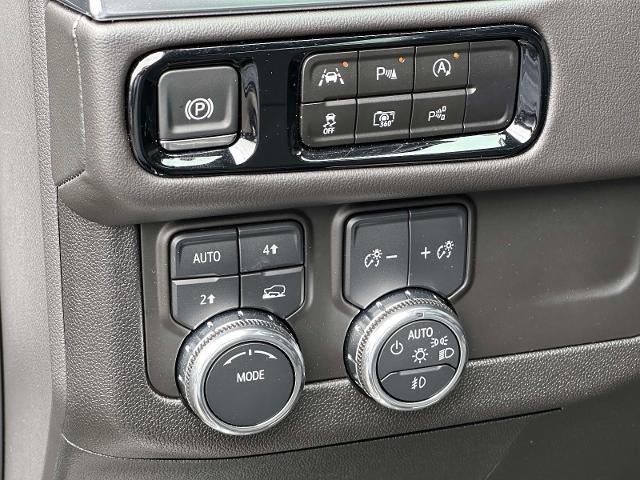 2025 GMC Yukon XL Elevation