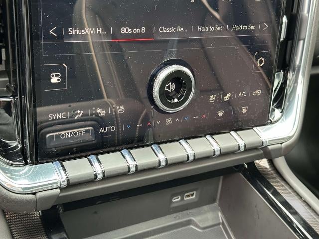2025 GMC Yukon XL Elevation