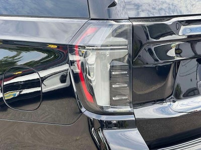 2025 Chevrolet Suburban RST