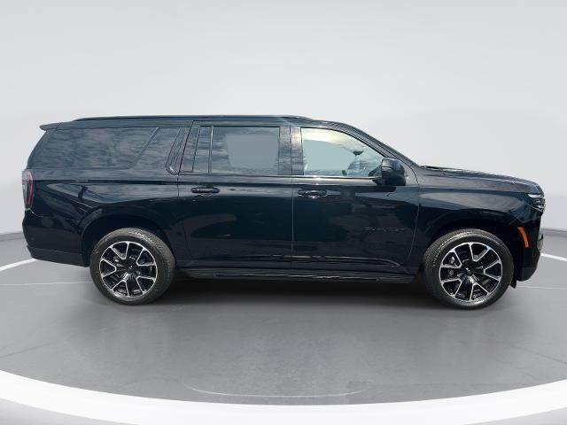 2025 Chevrolet Suburban RST