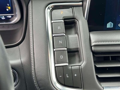 2023 Chevrolet Suburban LT
