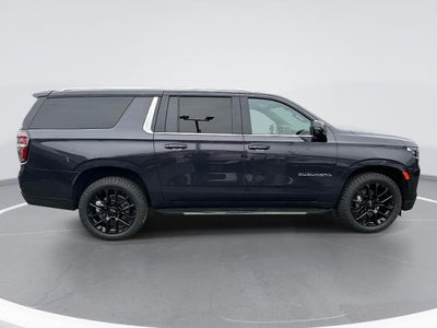 2023 Chevrolet Suburban LT