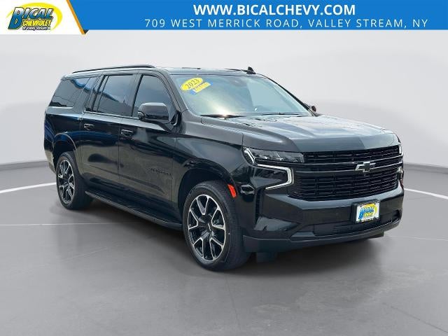2023 Chevrolet Suburban RST 4WD photo