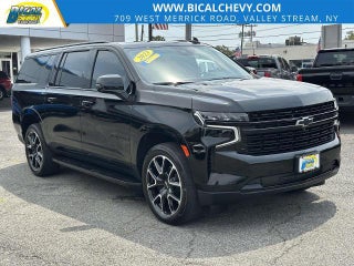 2023 Chevrolet Suburban RST