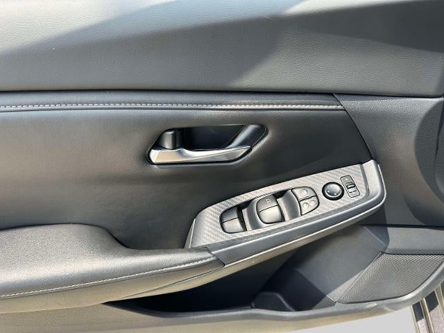 2022 Nissan Sentra SV Xtronic CVT