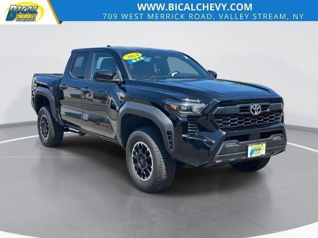 2024 Toyota Tacoma 4WD SR5