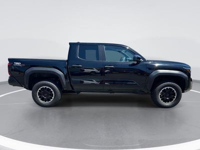 2024 Toyota Tacoma 4WD SR5
