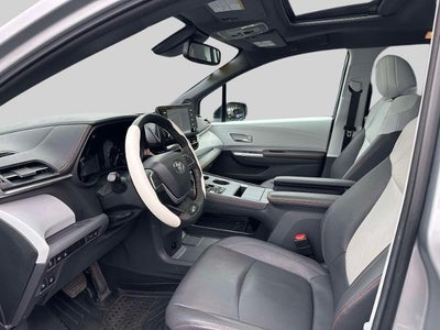 2024 Toyota Sienna XSE