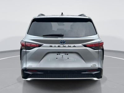 2024 Toyota Sienna XSE