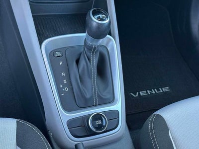 2022 Hyundai Venue SEL