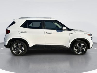 2022 Hyundai Venue SEL