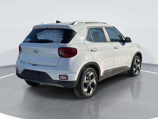 2022 Hyundai Venue SEL