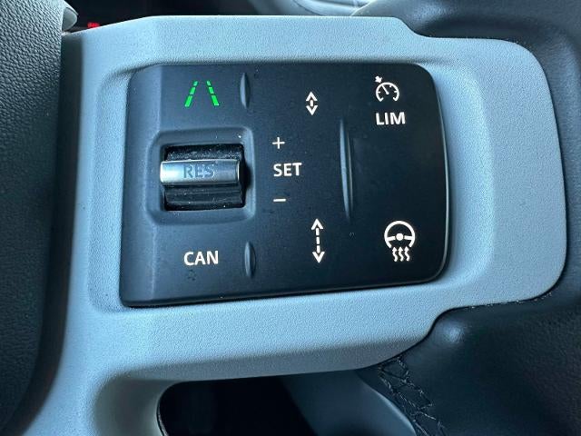 2025 Land Rover Defender S