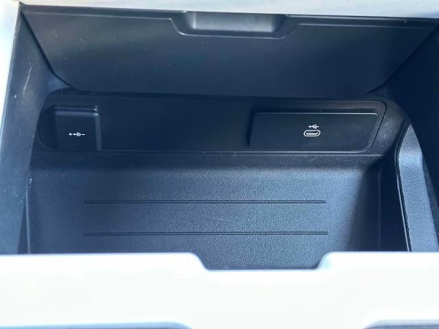 2025 Land Rover Defender S