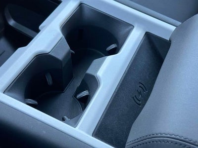 2025 Land Rover Defender S