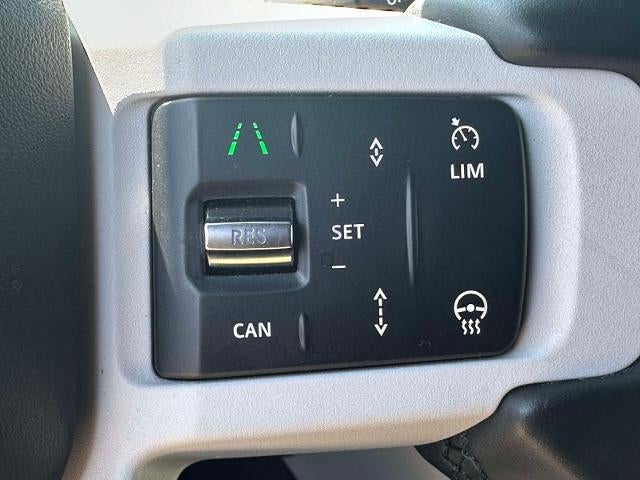 2025 Land Rover Defender S