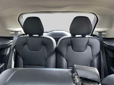2021 Volvo XC90 T5 Momentum 7 Passenger