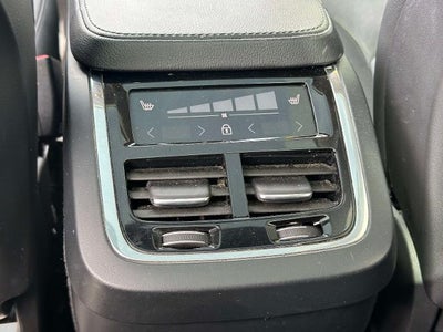 2021 Volvo XC90 T5 Momentum 7 Passenger