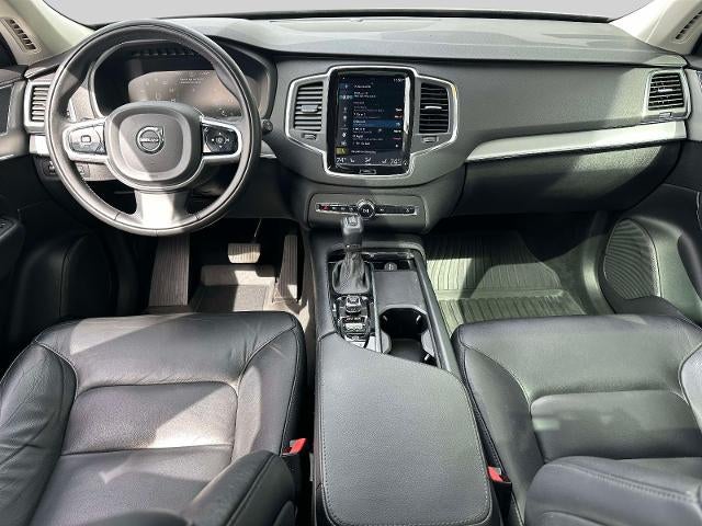 2021 Volvo XC90 T5 Momentum 7 Passenger
