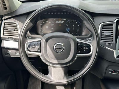 2021 Volvo XC90 T5 Momentum 7 Passenger
