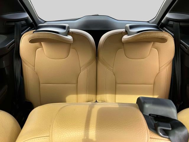2018 Volvo XC90 T6 Momentum