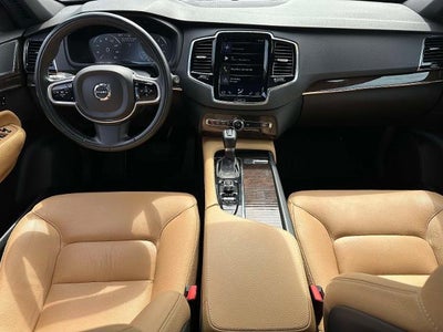 2018 Volvo XC90 T6 Momentum