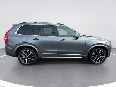2018 Volvo XC90 T6 Momentum