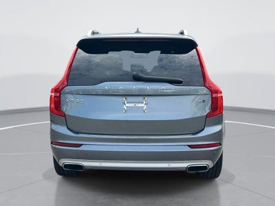 2018 Volvo XC90 T6 Momentum